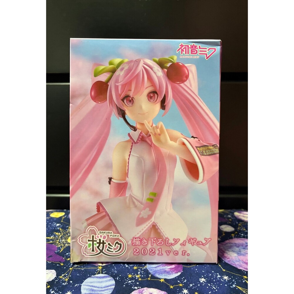Taito Sakura Miku 2021 Anime Figure NIB